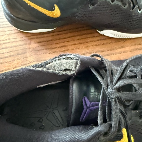 Nike Black and Yellow Men's Sneakers - Picture 2 of 4